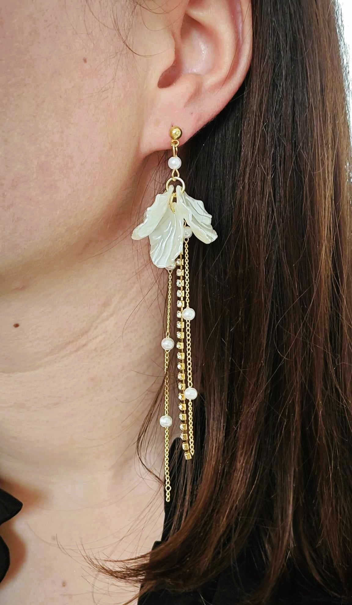 Boucles d'oreilles fleurs perle