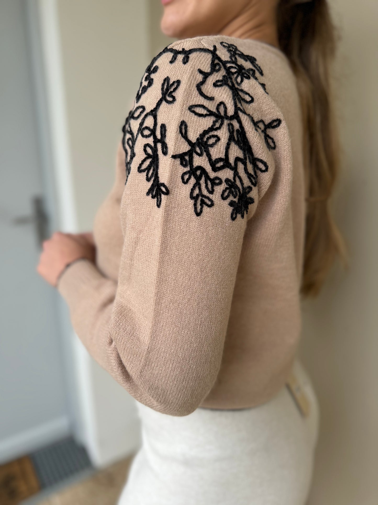 Pull Camélia