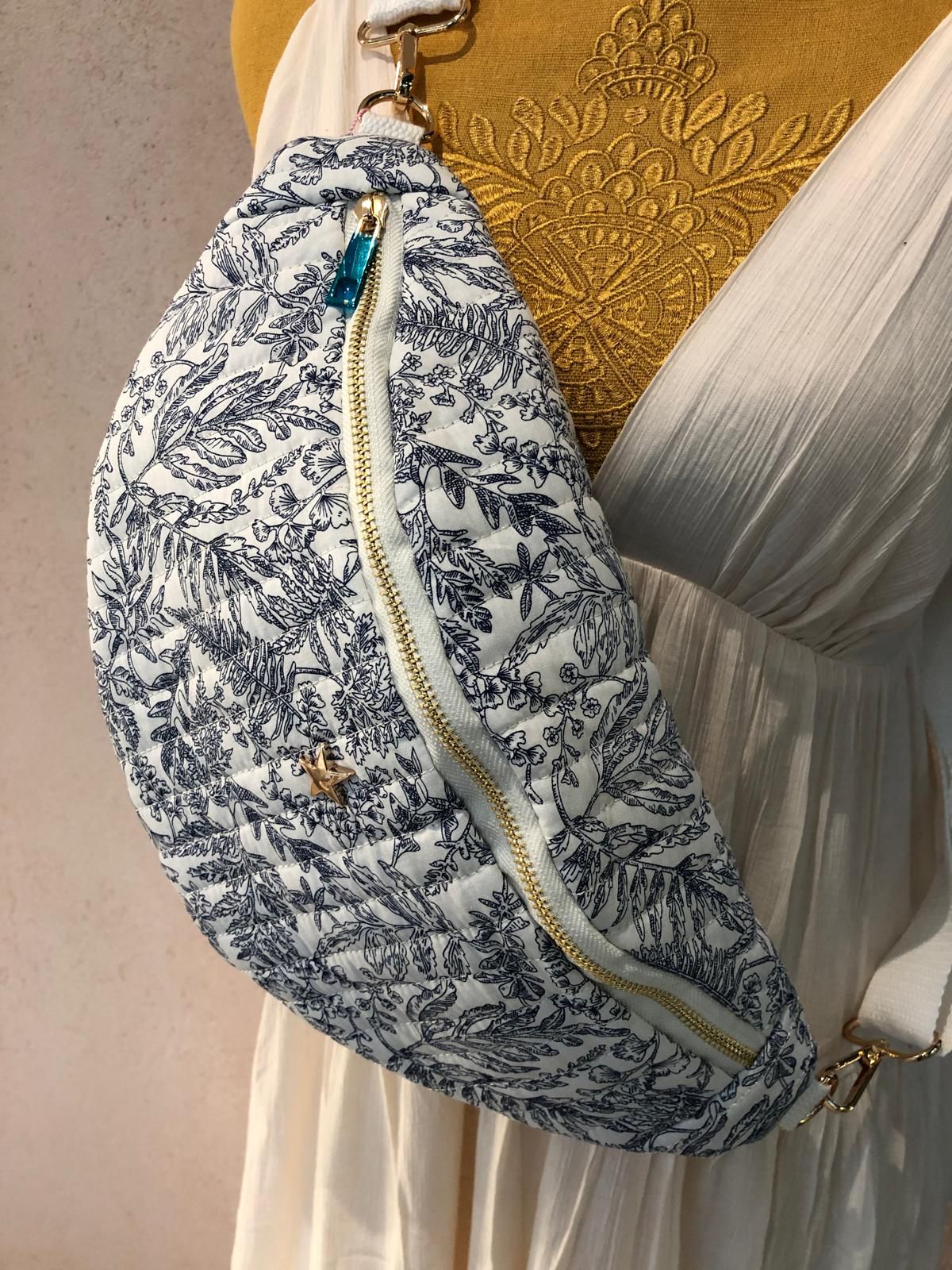 Sac banane fleurs